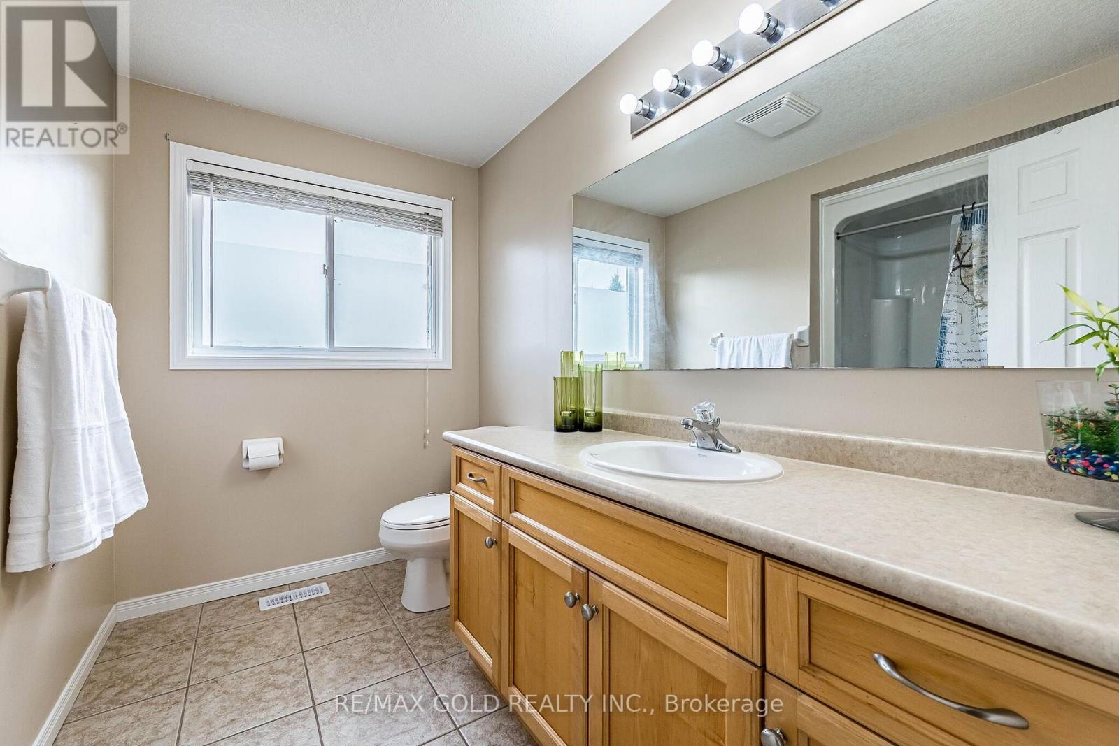 6 Moffatt Lane, Guelph, Ontario  N1G 5E8 - Photo 33 - X13625774