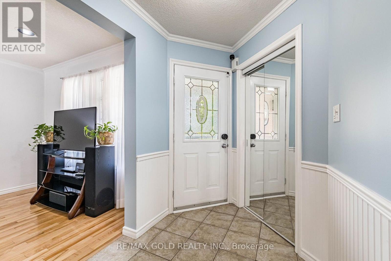 6 Moffatt Lane, Guelph, Ontario  N1G 5E8 - Photo 7 - X13625774