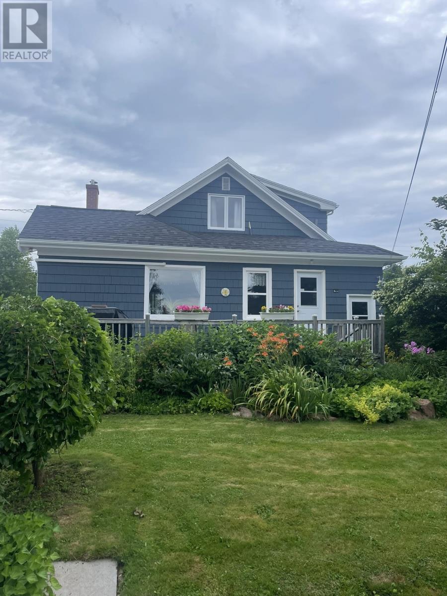 11 Belle Avenue, Souris, Prince Edward Island  C0A 2B0 - Photo 7 - 202619273