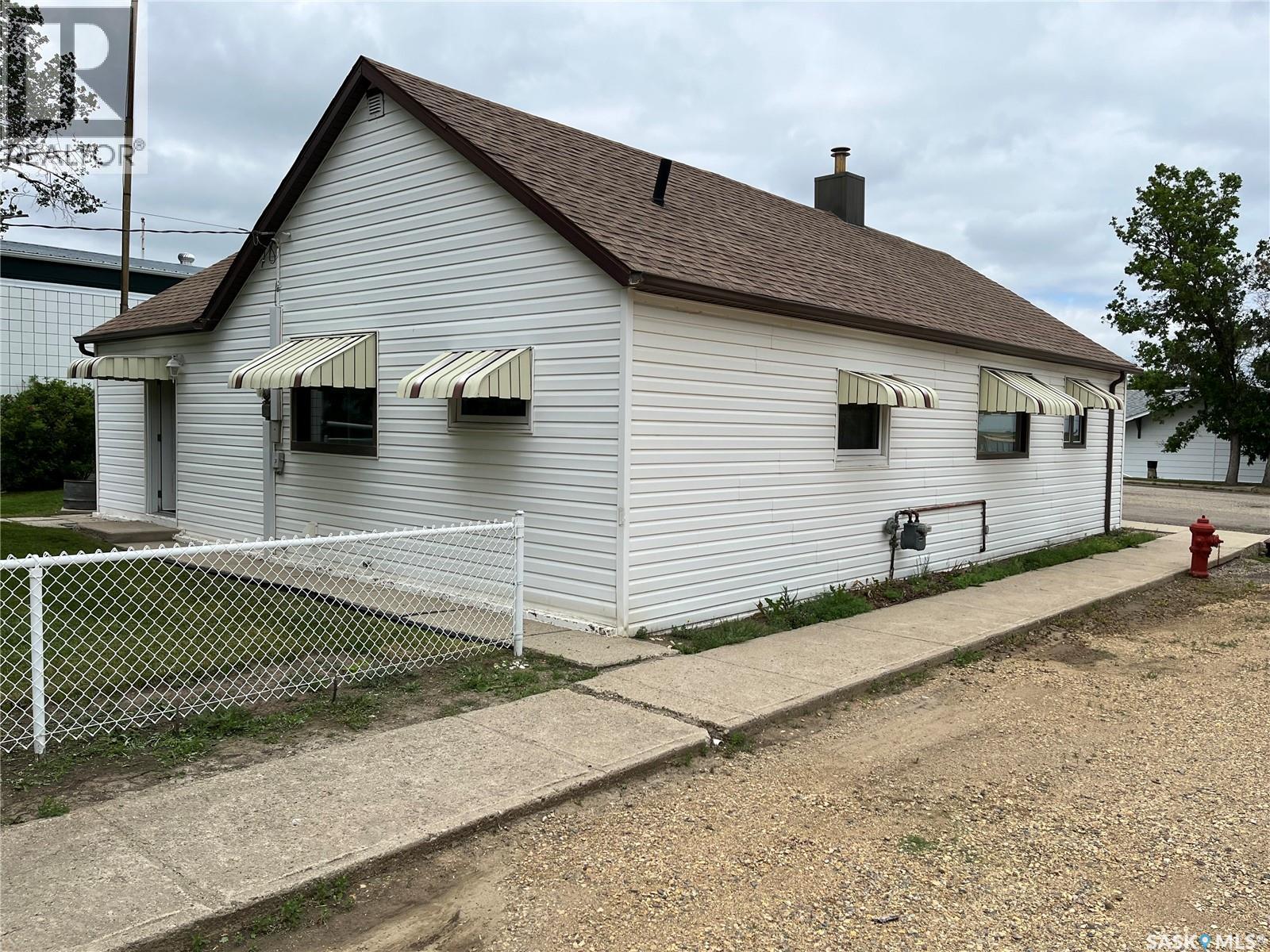 43 2nd AVENUE E, Lafleche, Saskatchewan