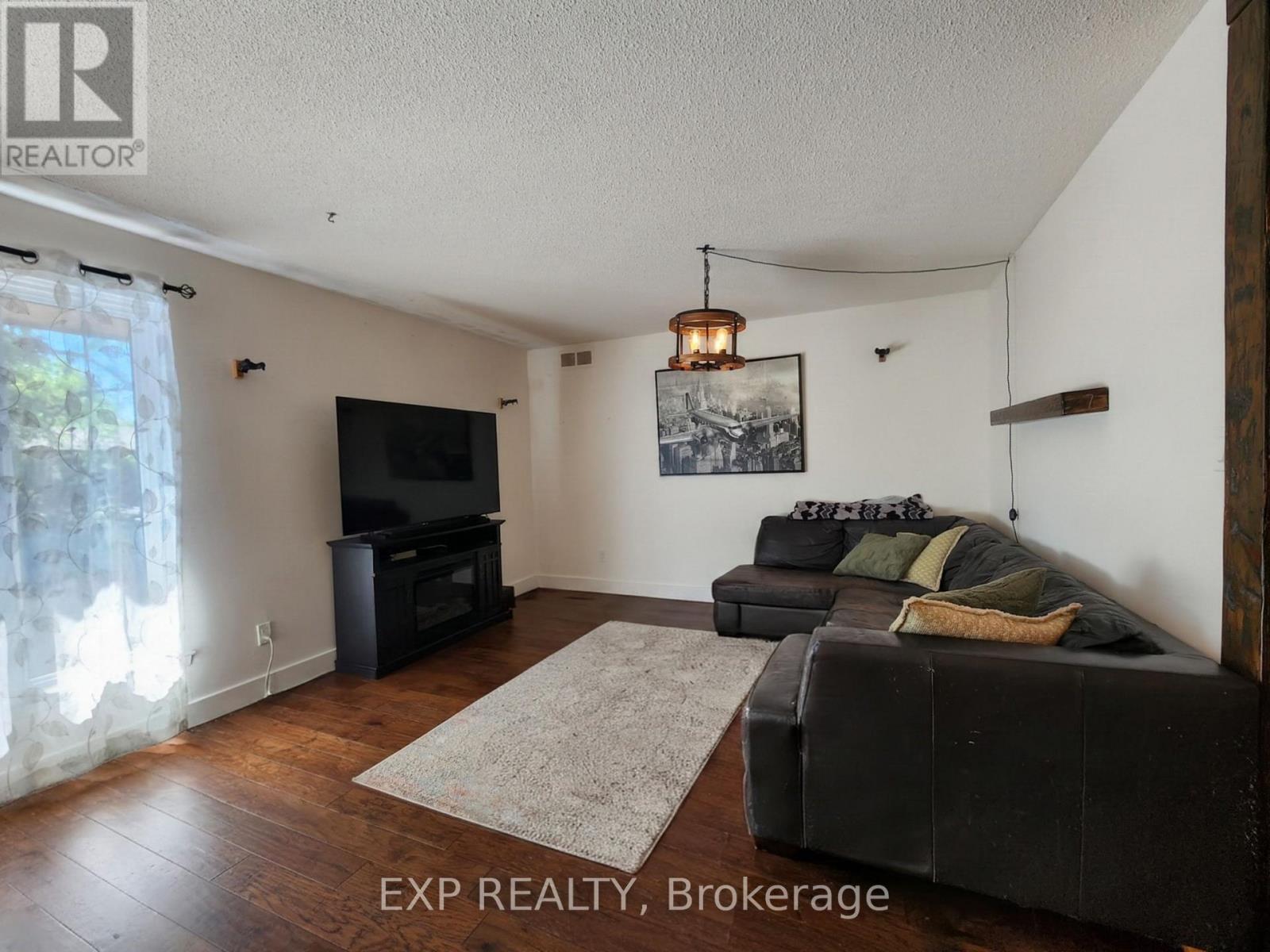 2832 Windwood Drive, Mississauga, Ontario  L5N 1W7 - Photo 8 - W13624384