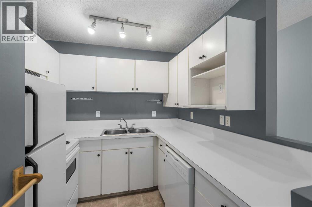 202c, 5601 Dalton Drive Nw, Calgary, Alberta  T3A 2E2 - Photo 6 - A2313142