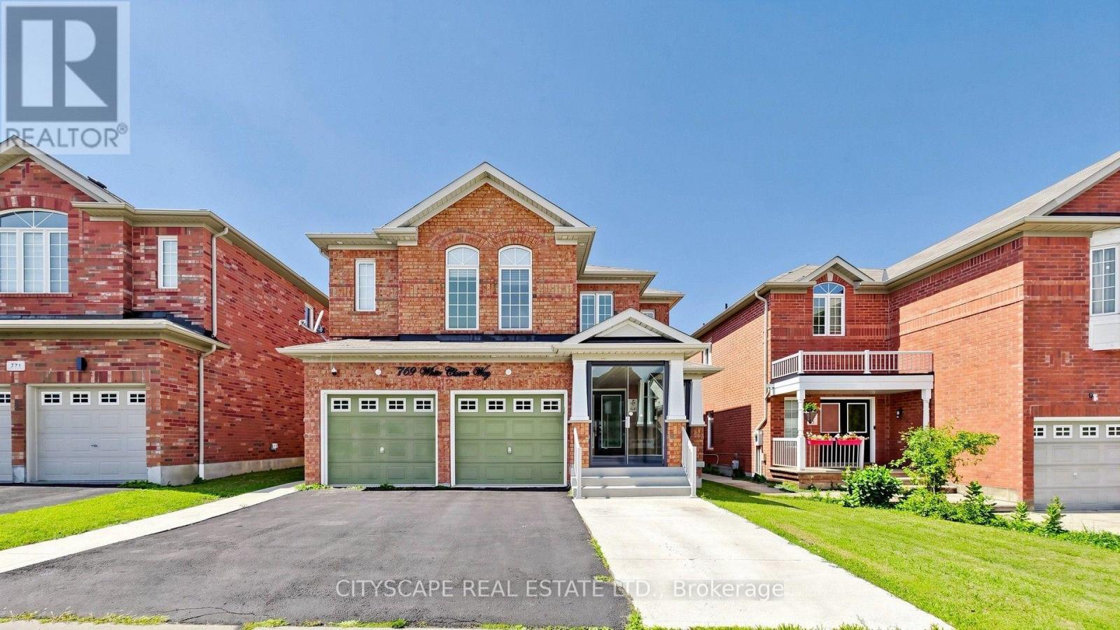 769 White Clover Way, Mississauga, Ontario  L5V 0C2 - Photo 4 - W13625690