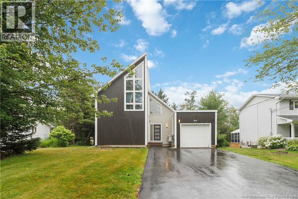 505 Broussard, Dieppe, New Brunswick  E1A 6G8 - Photo 2 - NB145101