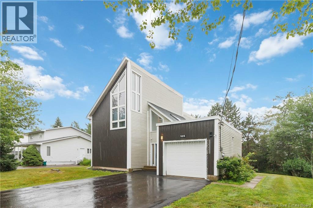 505 Broussard, Dieppe, New Brunswick  E1A 6G8 - Photo 3 - NB145101