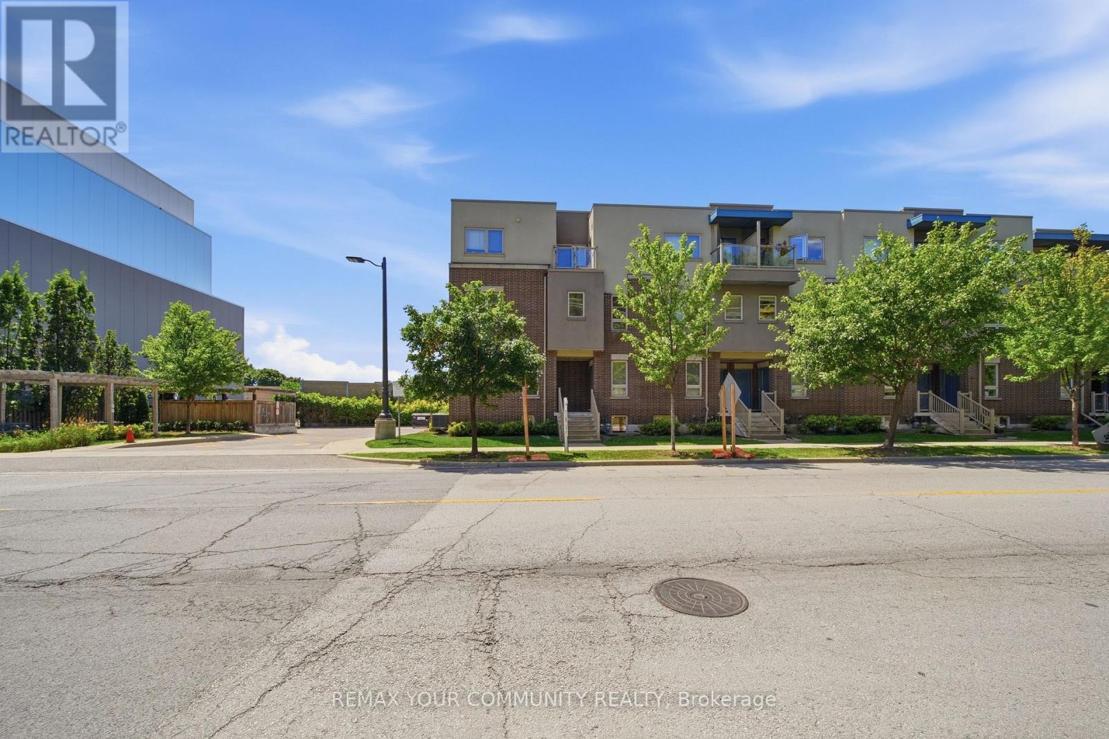 2 - 90 Caledonia Park Road, Toronto, Ontario  M6H 0B1 - Photo 30 - W13625688