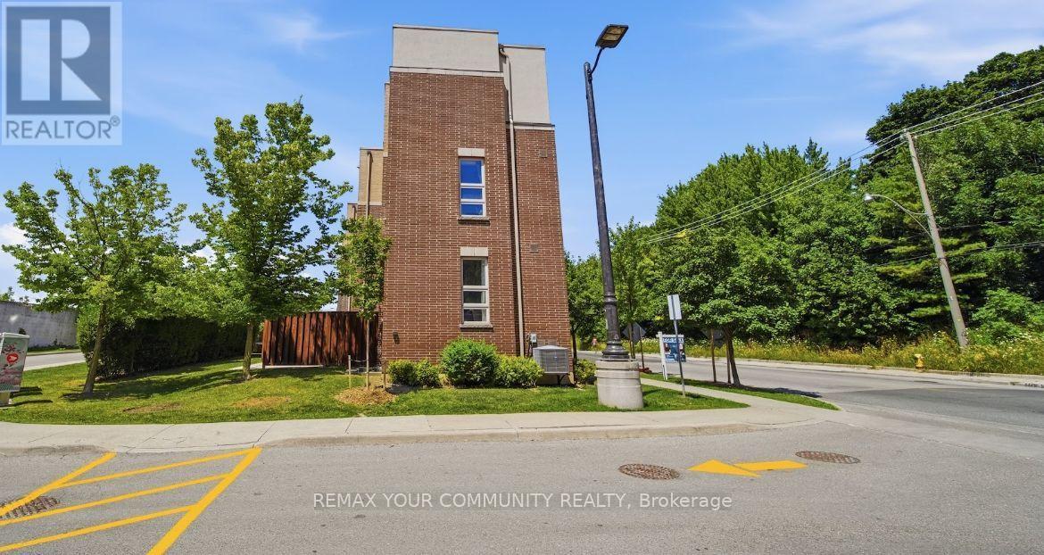 2 - 90 Caledonia Park Road, Toronto, Ontario  M6H 0B1 - Photo 29 - W13625688
