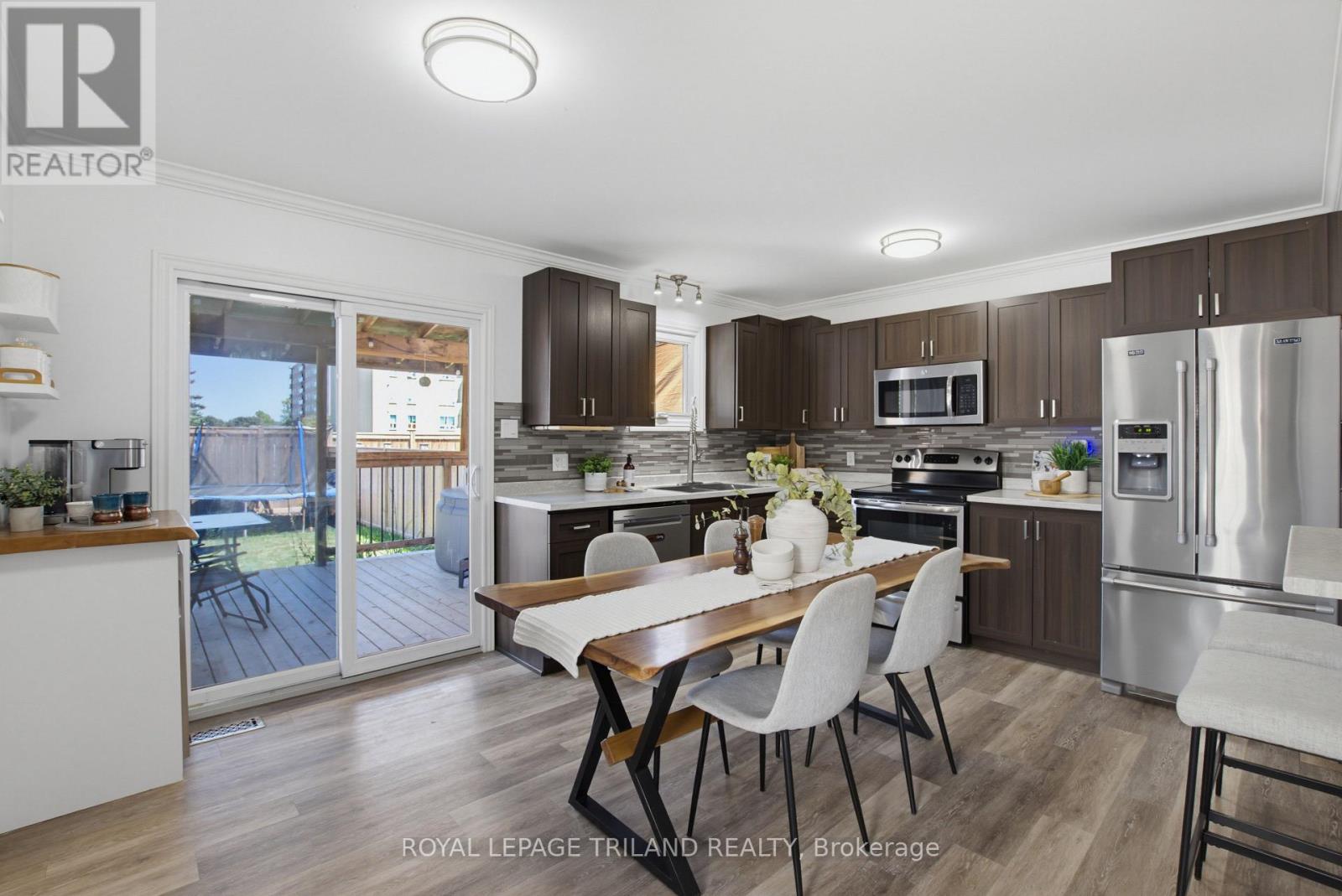 146 Golfdale Crescent, London South, Ontario  N6C 5X3 - Photo 11 - X13625798