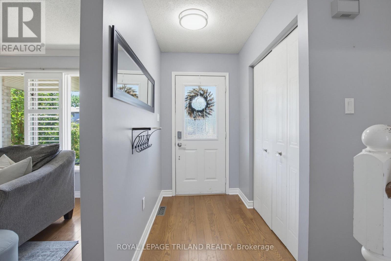 146 Golfdale Crescent, London South, Ontario  N6C 5X3 - Photo 3 - X13625798