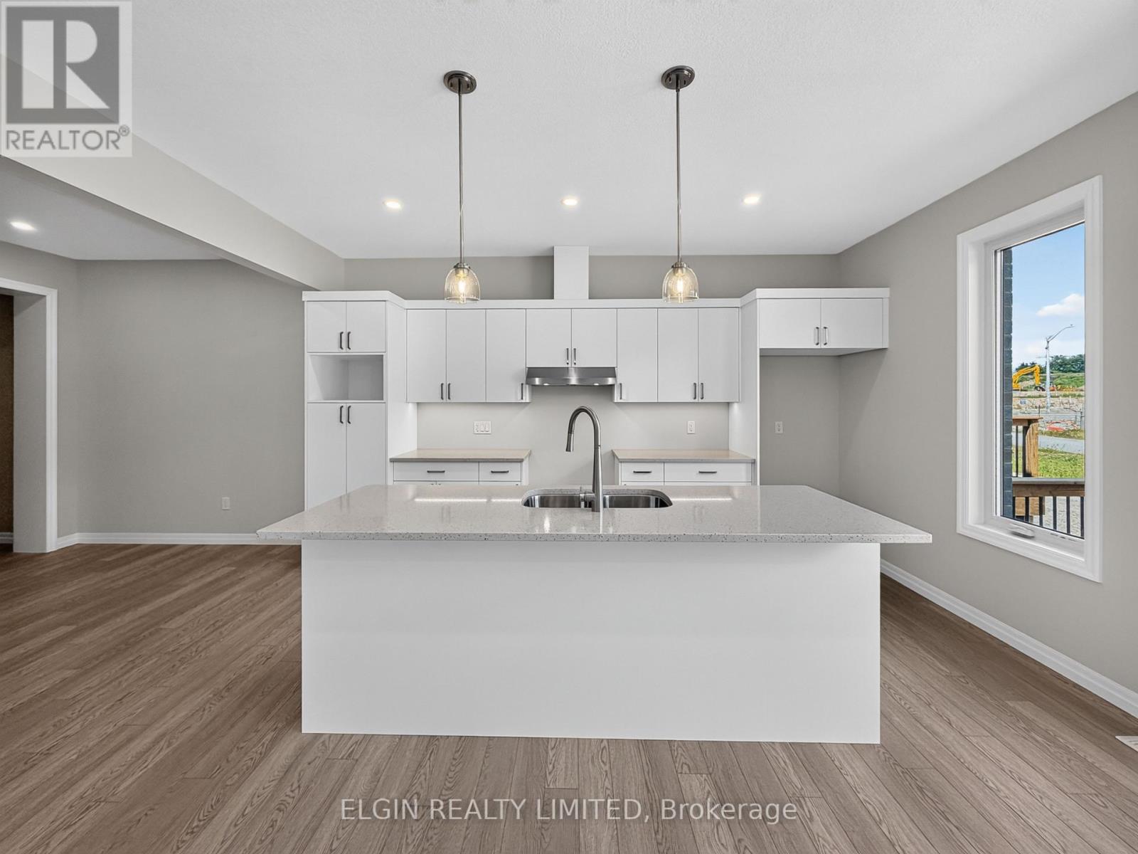 40 Finch Street, Tillsonburg, Ontario  N4G 0L9 - Photo 4 - X13625814