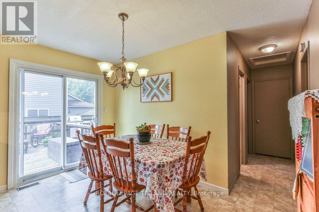 425 Queen Street, Lucan Biddulph, Ontario  N0M 1V0 - Photo 16 - X13625848