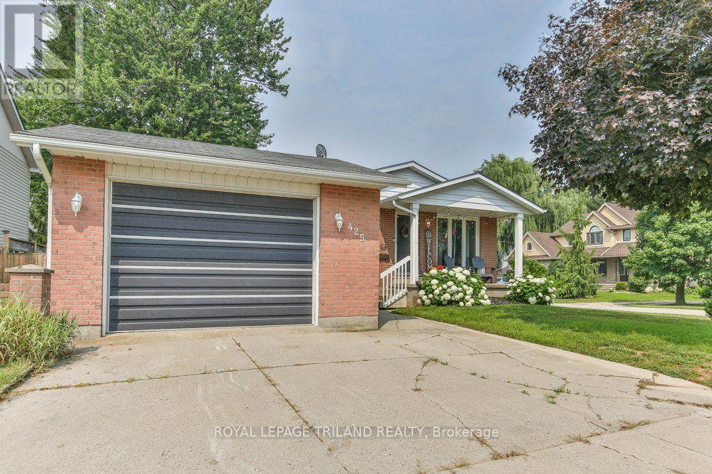 425 Queen Street, Lucan Biddulph, Ontario  N0M 1V0 - Photo 3 - X13625848