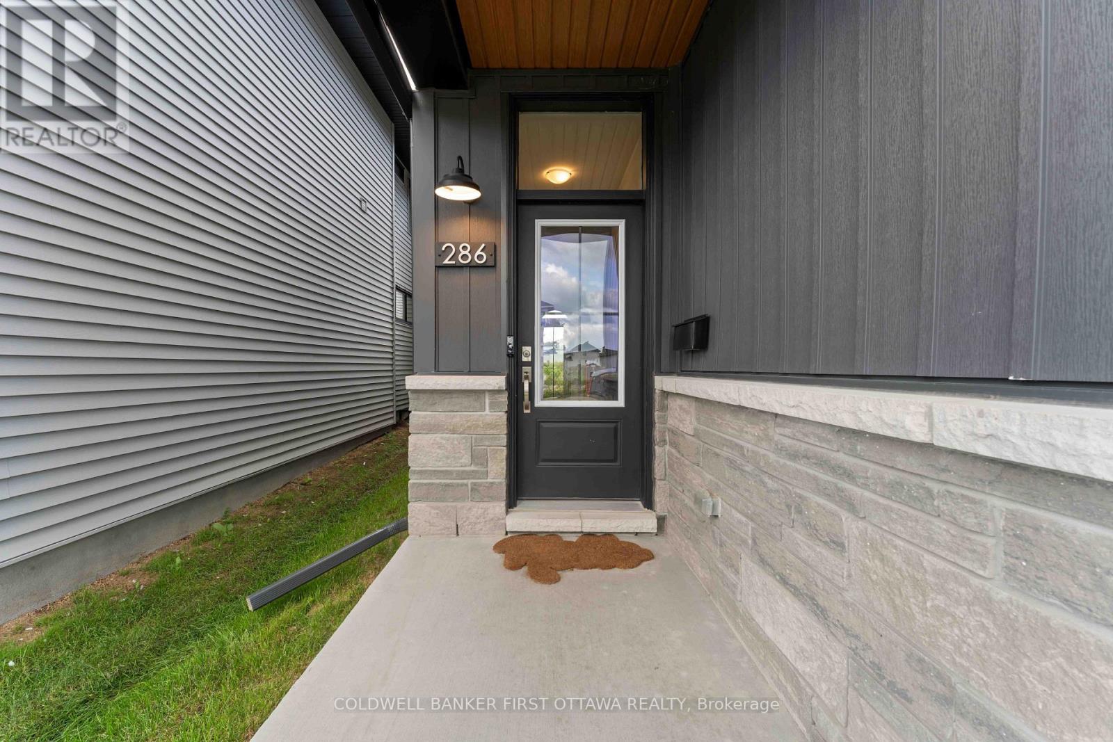 286 Cornice Street, Ottawa, Ontario  K1W 0W4 - Photo 5 - X13625900
