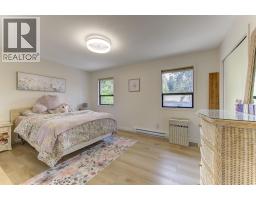687 Barnaby Road, Kelowna, British Columbia  V1W 4N8 - Photo 47 - 10396384