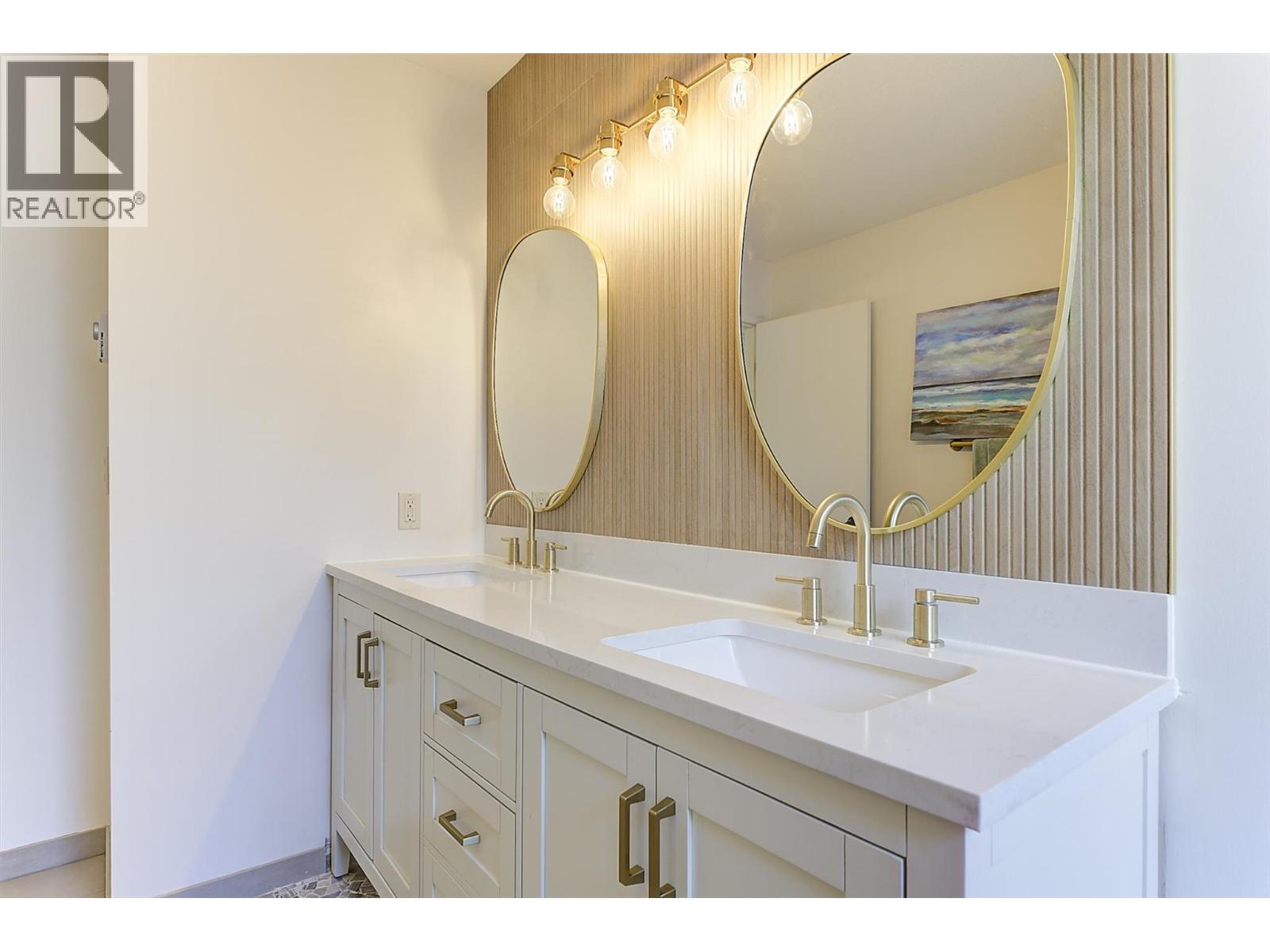 687 Barnaby Road, Kelowna, British Columbia  V1W 4N8 - Photo 51 - 10396384