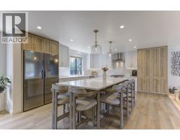 687 Barnaby Road, Kelowna, British Columbia  V1W 4N8 - Photo 11 - 10396384