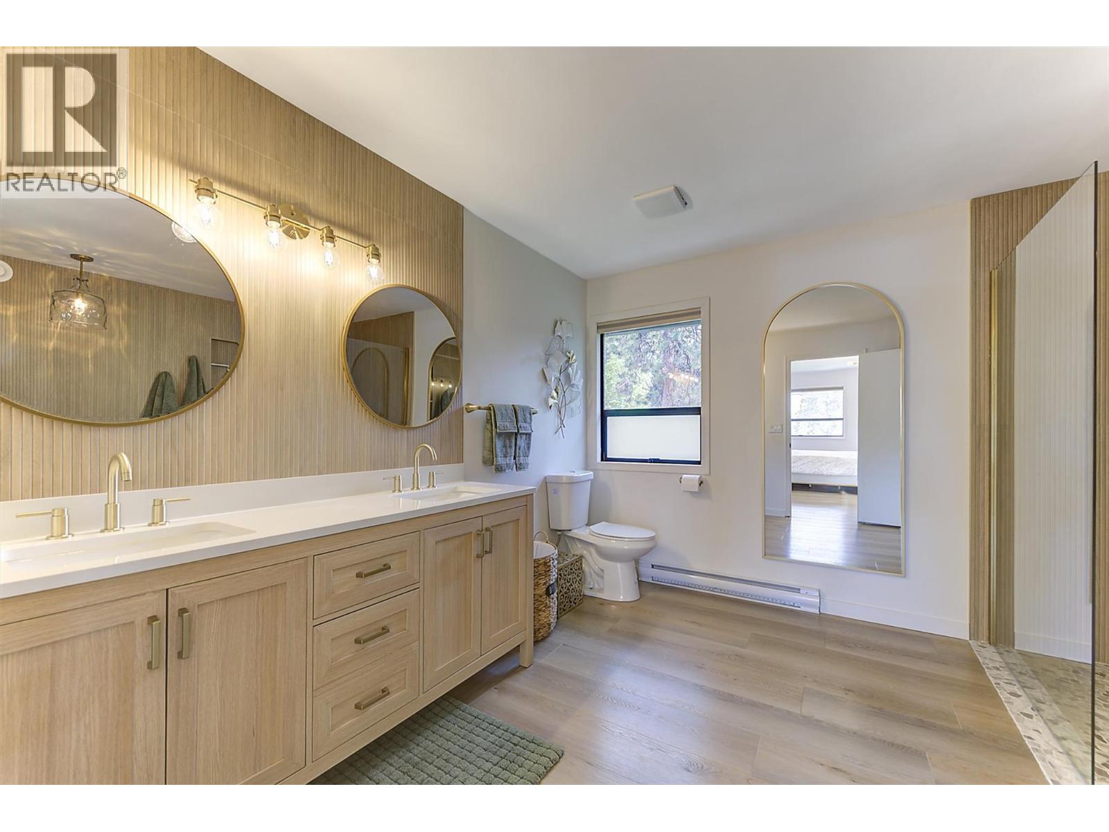 687 Barnaby Road, Kelowna, British Columbia  V1W 4N8 - Photo 41 - 10396384