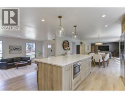 687 Barnaby Road, Kelowna, British Columbia  V1W 4N8 - Photo 15 - 10396384