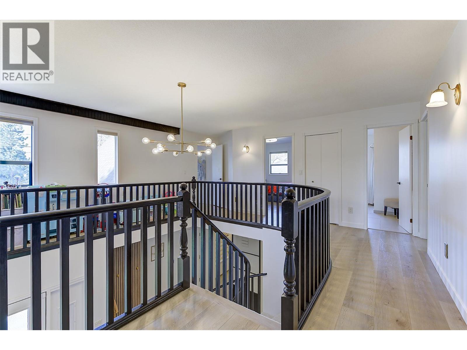 687 Barnaby Road, Kelowna, British Columbia  V1W 4N8 - Photo 31 - 10396384