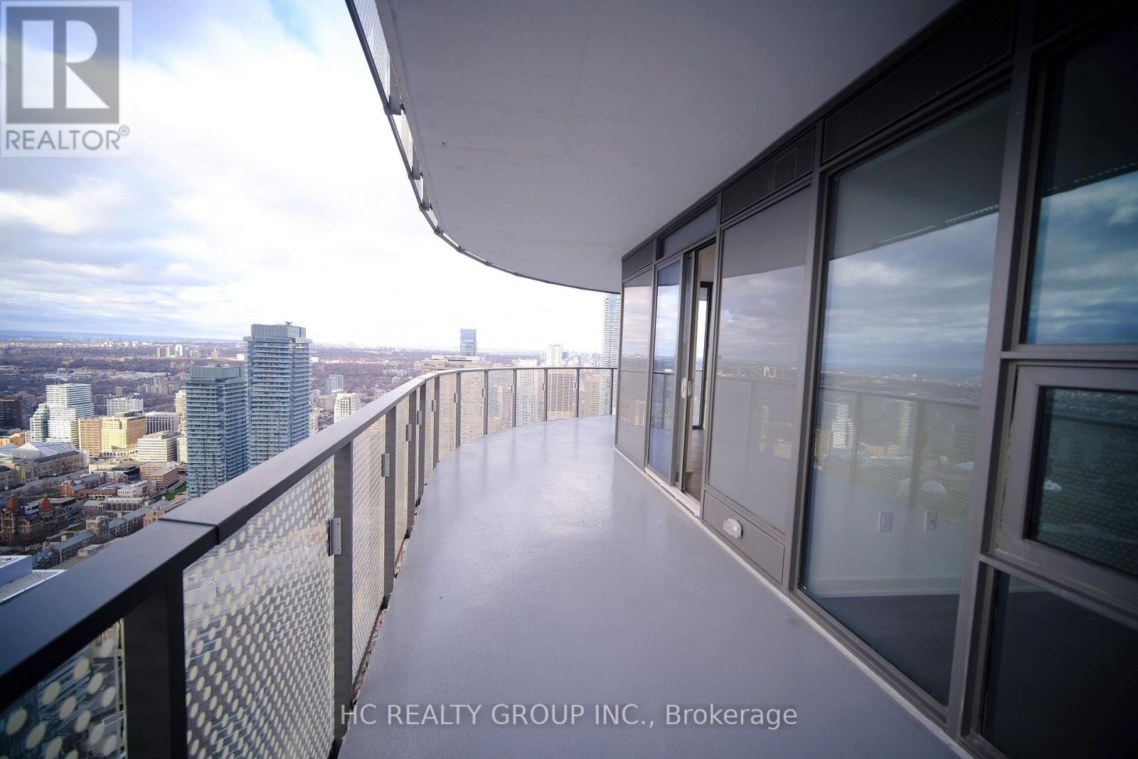 5908 - 11 Wellesley Street W, Toronto, Ontario  M4Y 0G4 - Photo 10 - C13625830