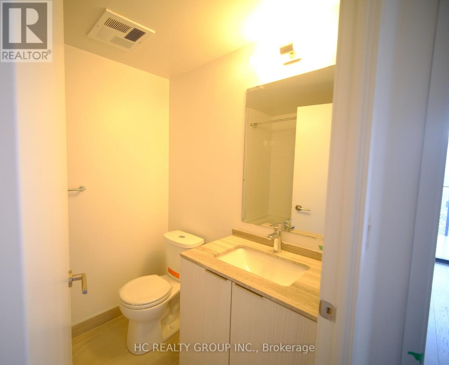 5908 - 11 Wellesley Street W, Toronto, Ontario  M4Y 0G4 - Photo 7 - C13625830