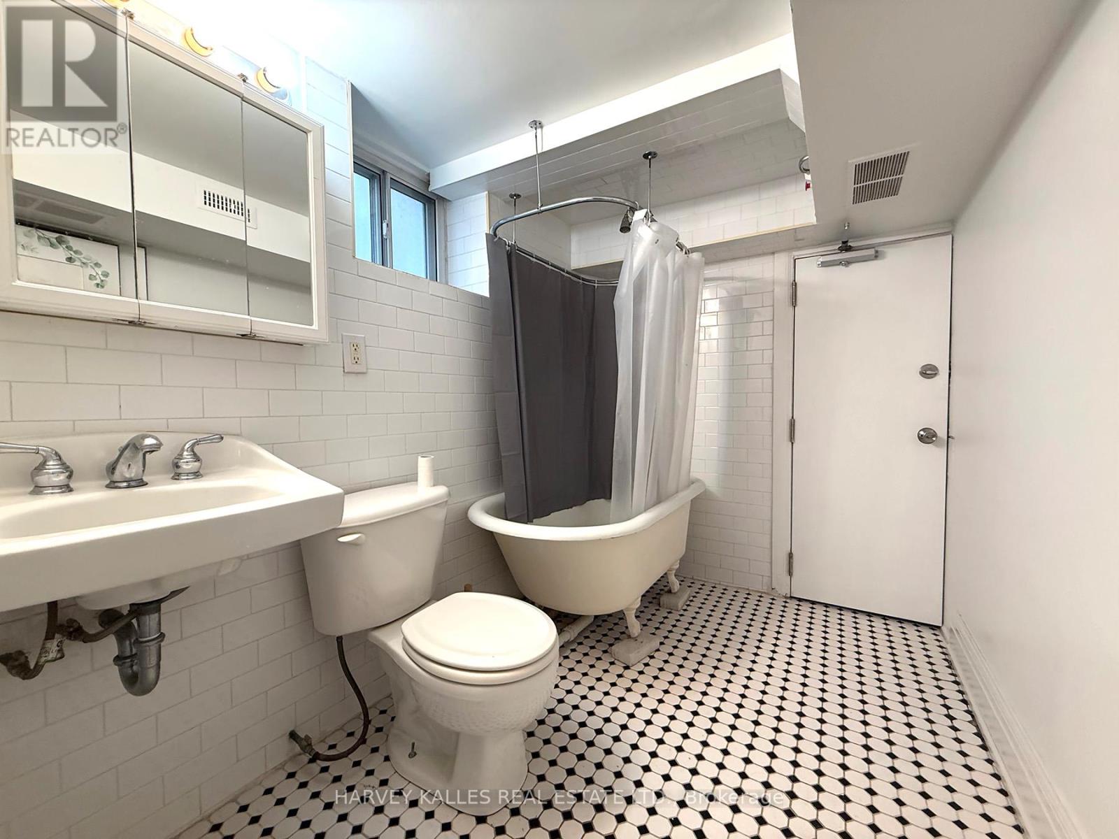 Bsmt - 42 Glencairn Avenue, Toronto, Ontario  M4R 1M5 - Photo 10 - C13625842