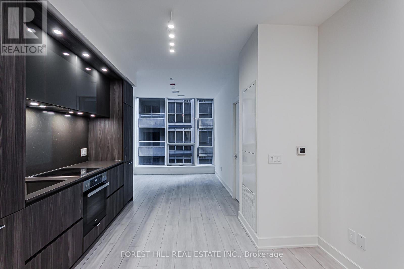 807 - 15 Mercer Street S, Toronto, Ontario  M5V 0T8 - Photo 2 - C13625872