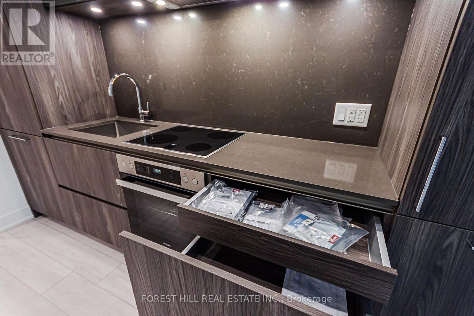 807 - 15 Mercer Street S, Toronto, Ontario  M5V 0T8 - Photo 9 - C13625872