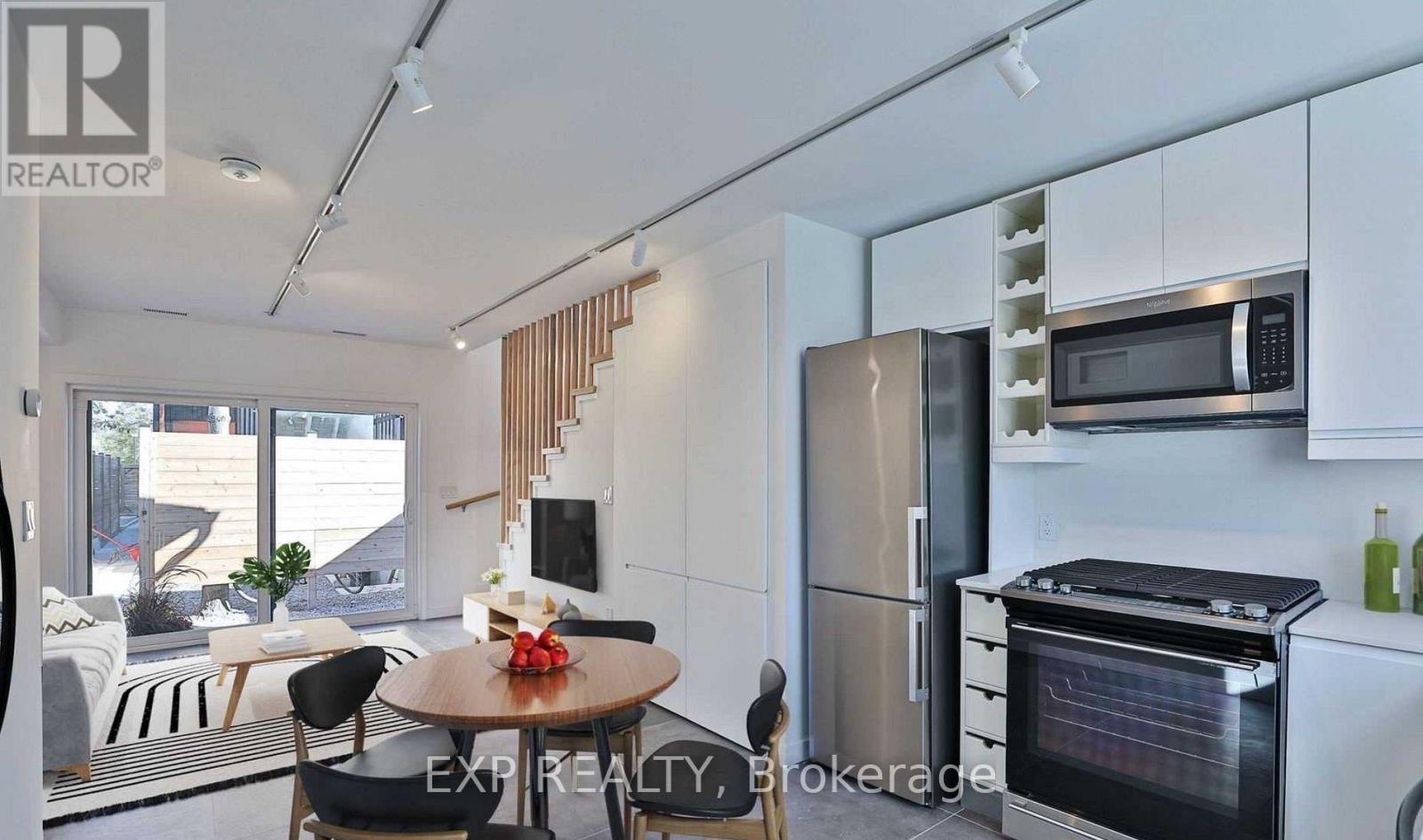 C - 452 Montrose Avenue, Toronto, Ontario  M6G 3H1 - Photo 10 - C13625890