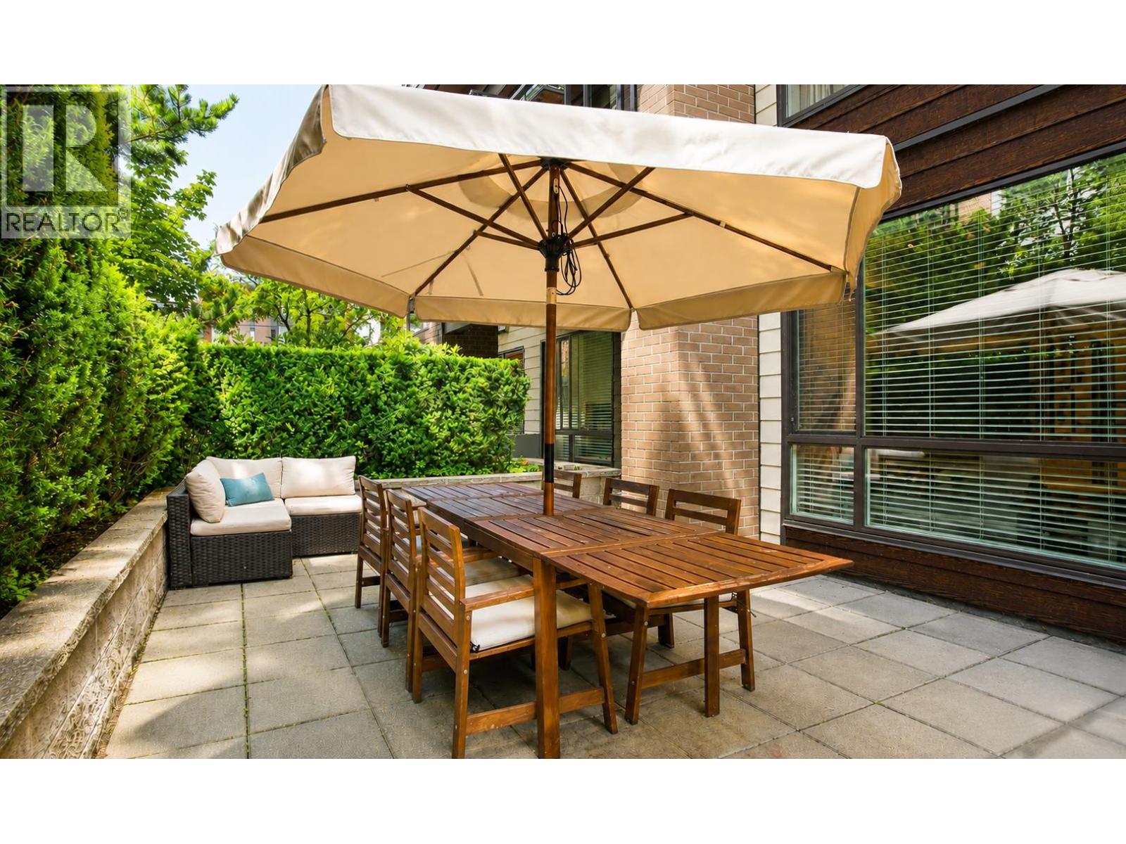 103 719 W 3RD STREET, North Vancouver, British Columbia