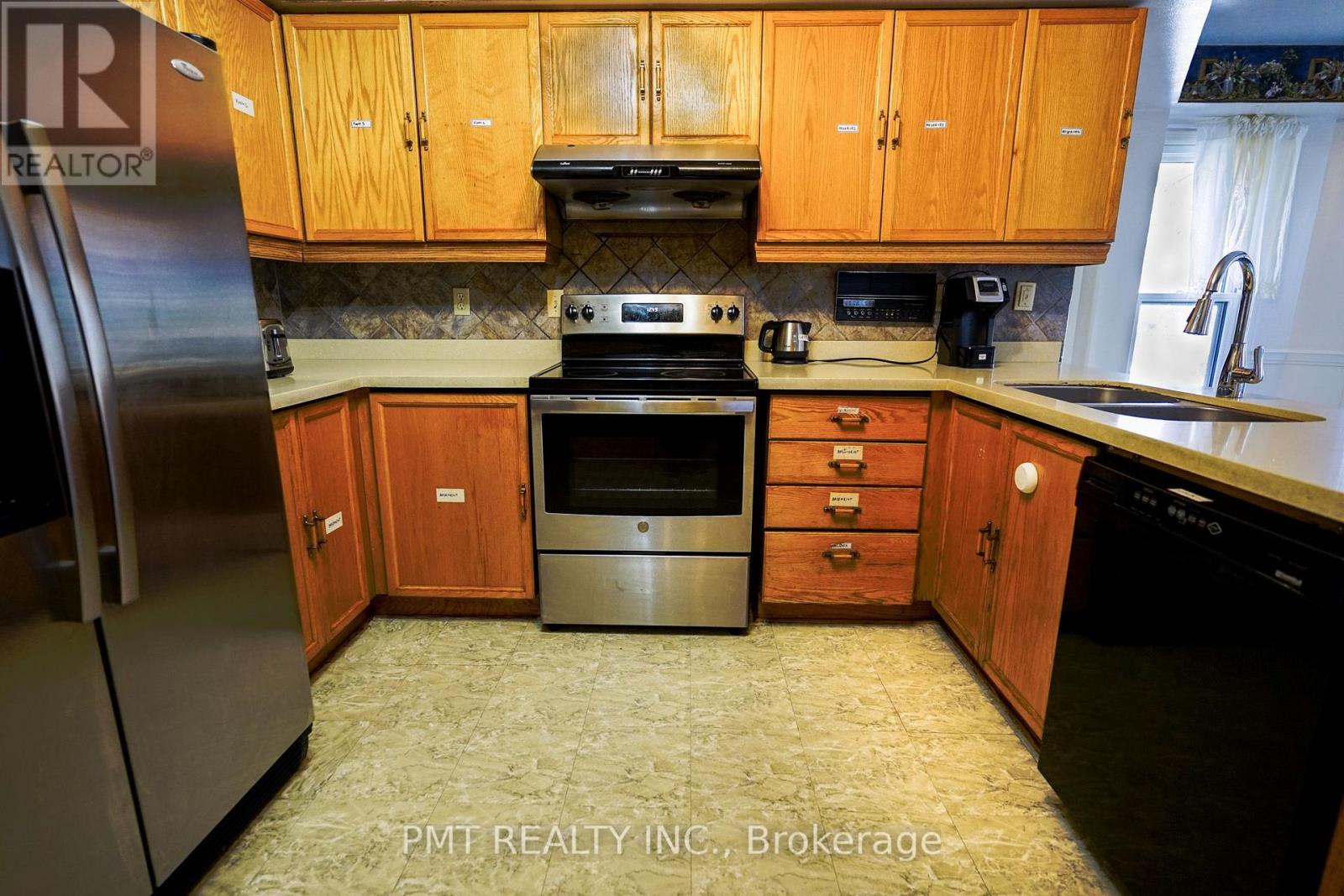 Main - 26 Dartmoor Drive, Toronto, Ontario  M1E 5B2 - Photo 6 - E13625884