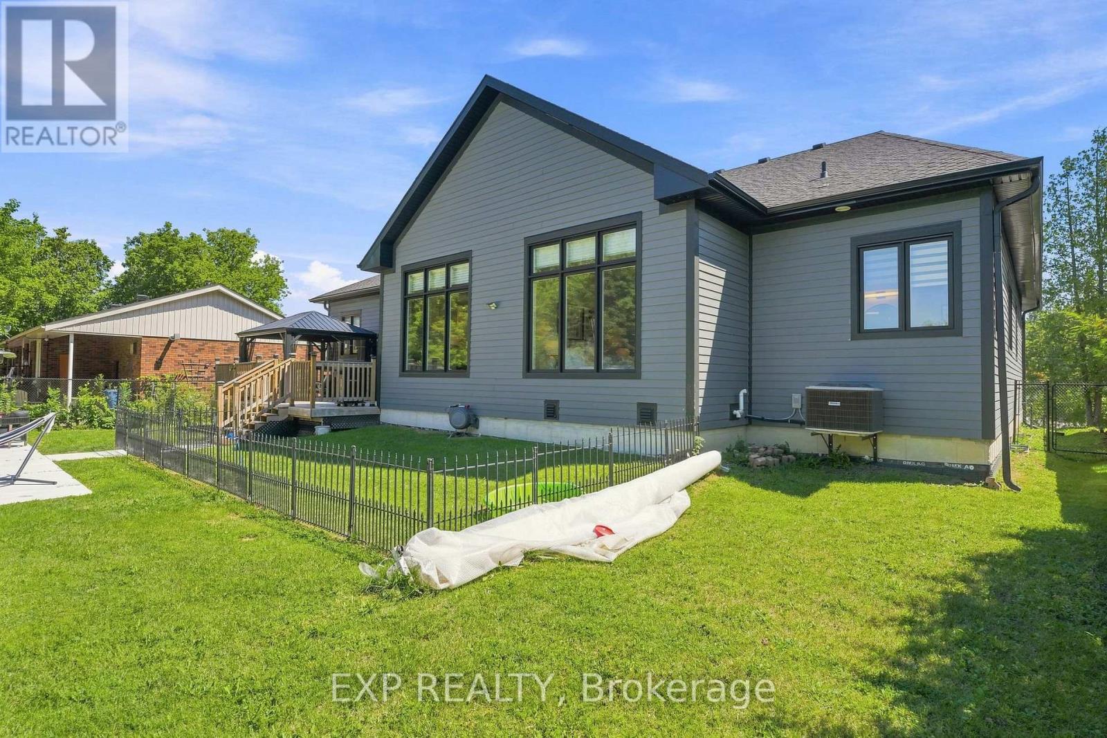 30 Brule Lakeway, Georgina, Ontario  L0E 1L0 - Photo 37 - N13625858