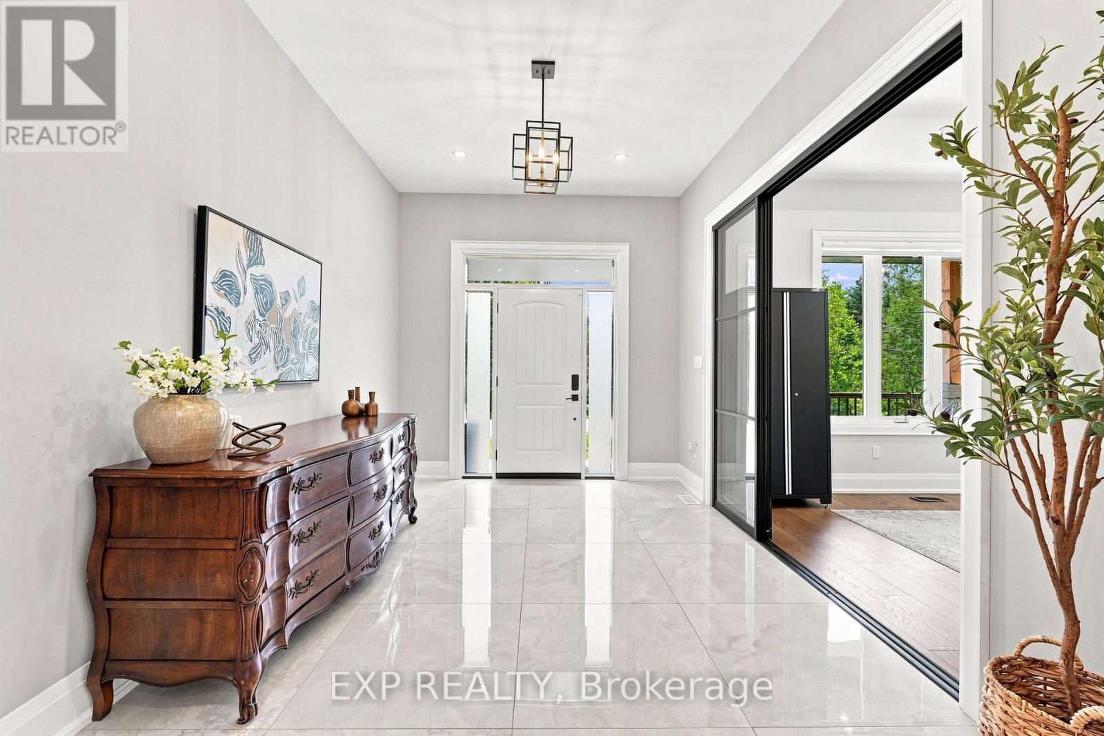 30 Brule Lakeway, Georgina, Ontario  L0E 1L0 - Photo 4 - N13625858