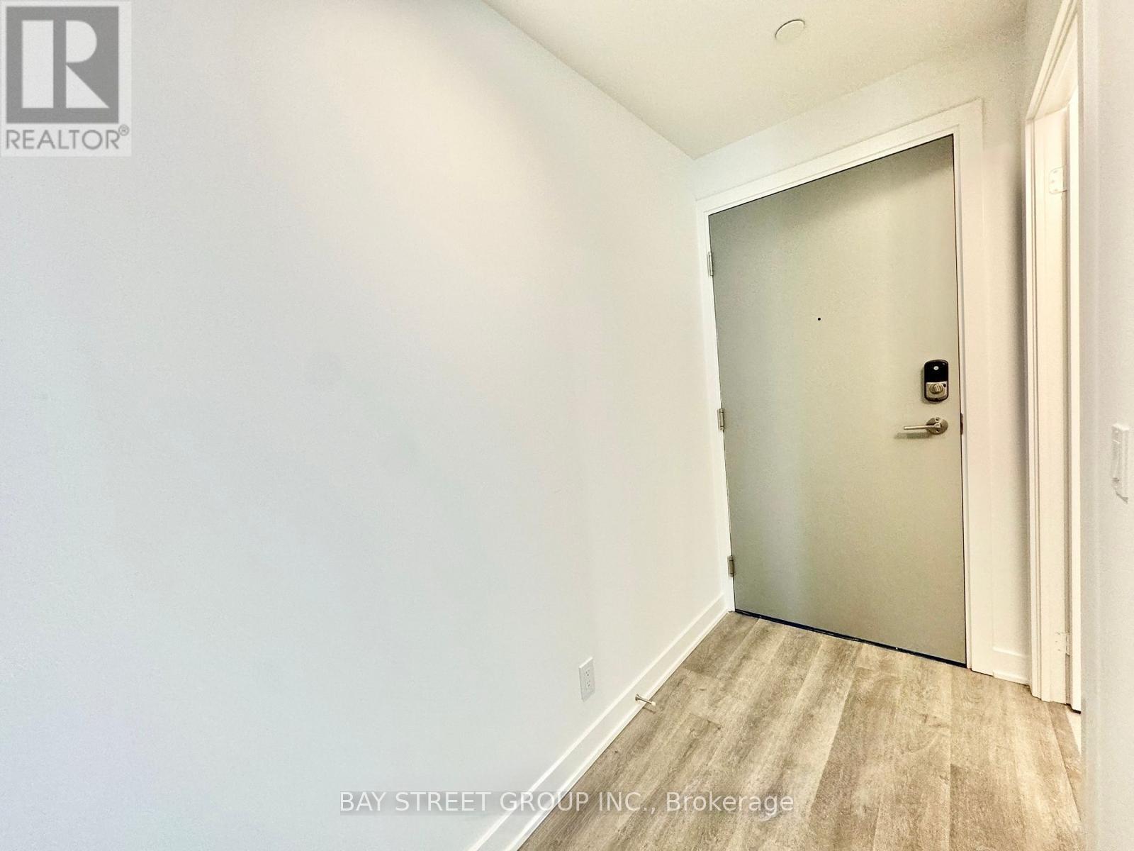 908b - 1 Promenade Circle, Vaughan, Ontario  L4J 4P8 - Photo 2 - N13625862