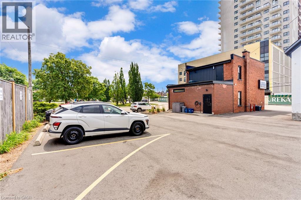 1020 King Street E, Kitchener, Ontario  N2G 2M9 - Photo 4 - 40852371