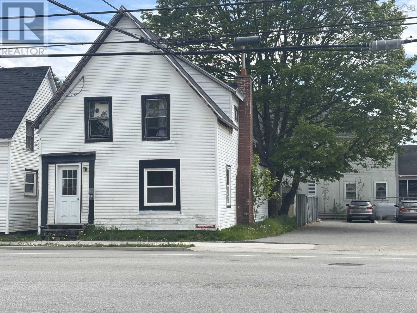 33 Parade Street, Yarmouth, Nova Scotia