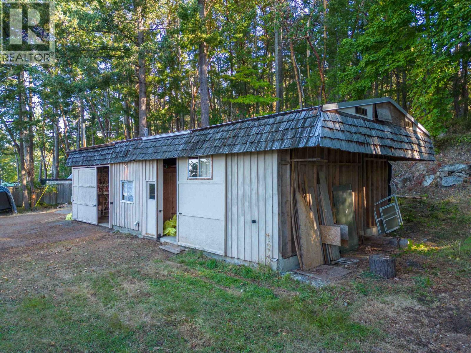 315 Deacon Lane, Galiano Island, British Columbia  V0N 1P0 - Photo 20 - R2820072