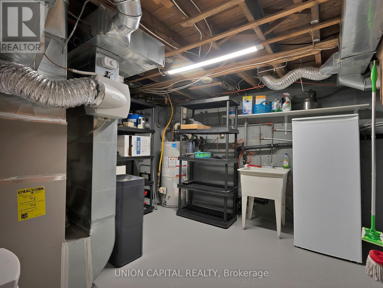 81 Maybourne Avenue, Toronto, Ontario  M1L 2W3 - Photo 45 - E13617840