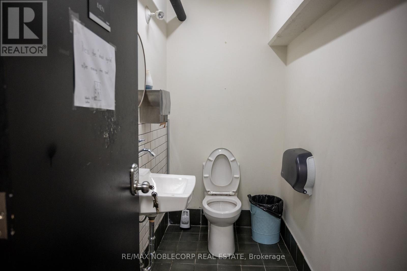 1205 Queen Street W, Toronto, Ontario  M6K 0B9 - Photo 37 - W13625826