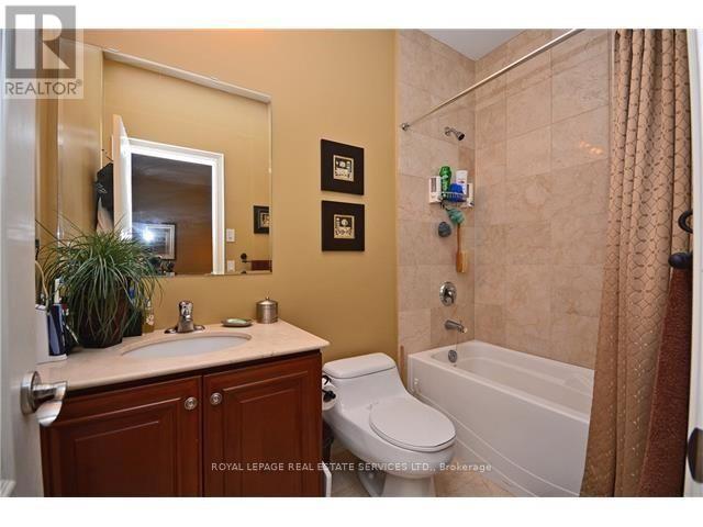 2271 Lyndhurst Drive, Oakville, Ontario  L6H 7V5 - Photo 25 - W13625840