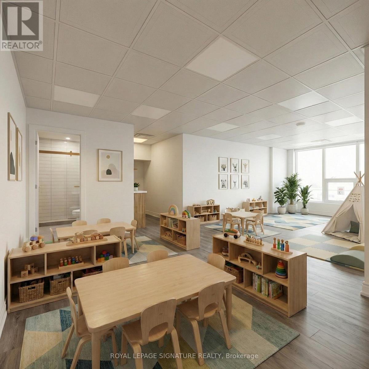 224 - 600 Dixon Road, Toronto, Ontario  M9W 1J1 - Photo 2 - W13625852