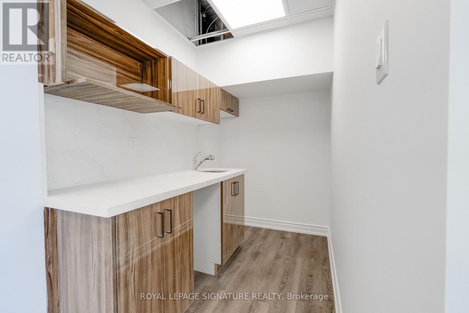 224 - 600 Dixon Road, Toronto, Ontario  M9W 1J1 - Photo 6 - W13625852