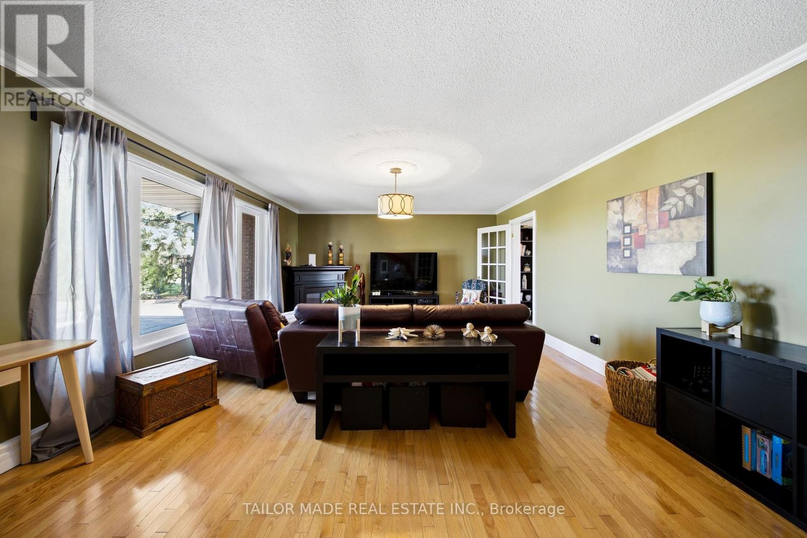 13143 Heart Lake Road, Caledon, Ontario  L7C 2K6 - Photo 6 - W13625882