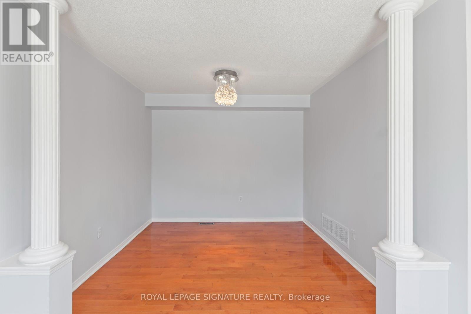 1313 Inuit Trail, Mississauga, Ontario  L5N 7R4 - Photo 5 - W13625332