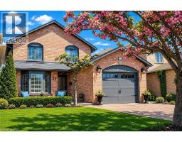 27 BEAVERTON Drive, Hamilton, Ontario