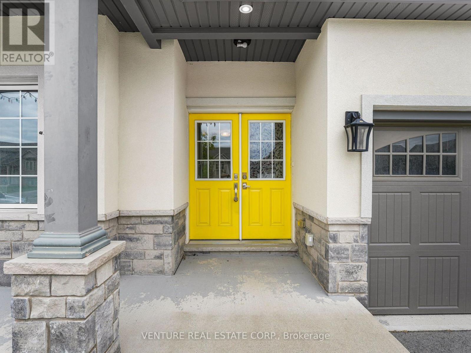 6371 Sam Iorfida Drive, Niagara Falls, Ontario  L2G 4S3 - Photo 2 - X13578110