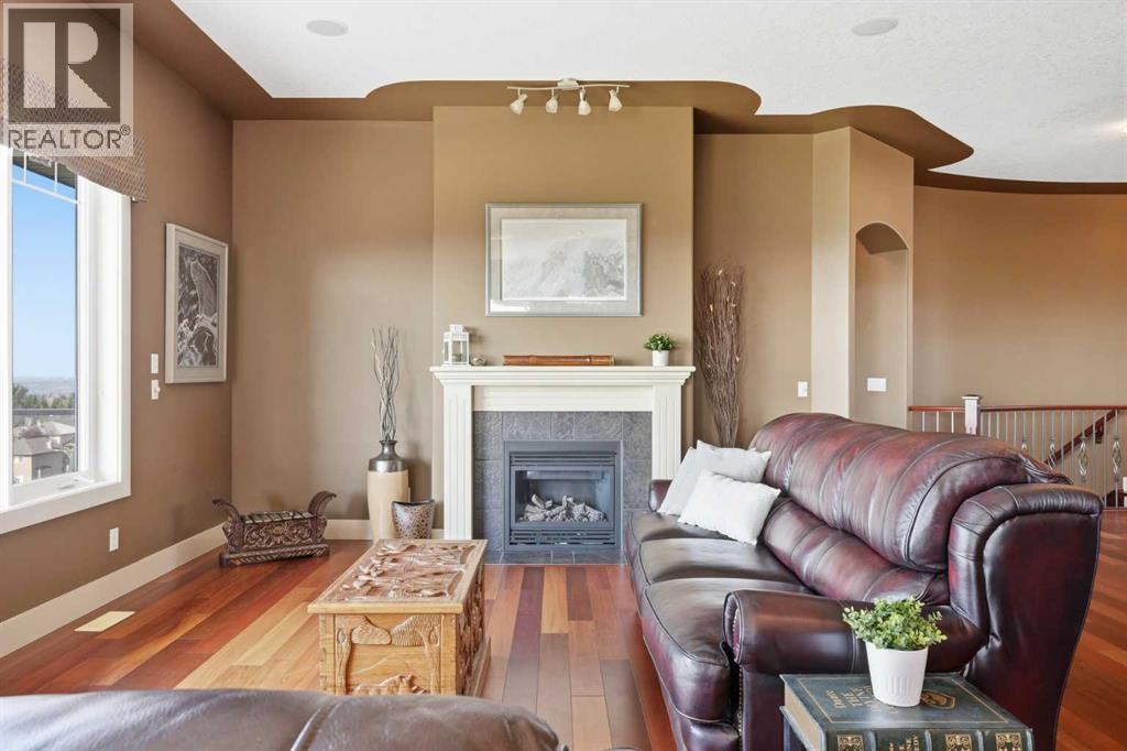 87 Royal Ridge Terrace NW, Calgary, Alberta  T3G 5Z1 - Photo 9 - A2332504