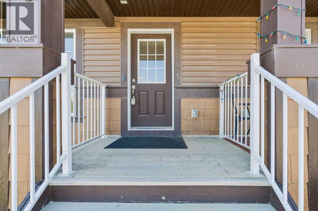 229 Fireside Drive, Cochrane, Alberta  T4C 2L4 - Photo 3 - A2333605