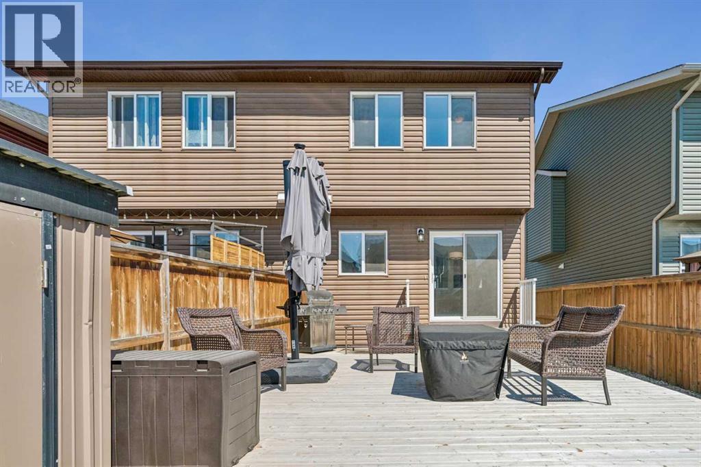 229 Fireside Drive, Cochrane, Alberta  T4C 2L4 - Photo 32 - A2333605