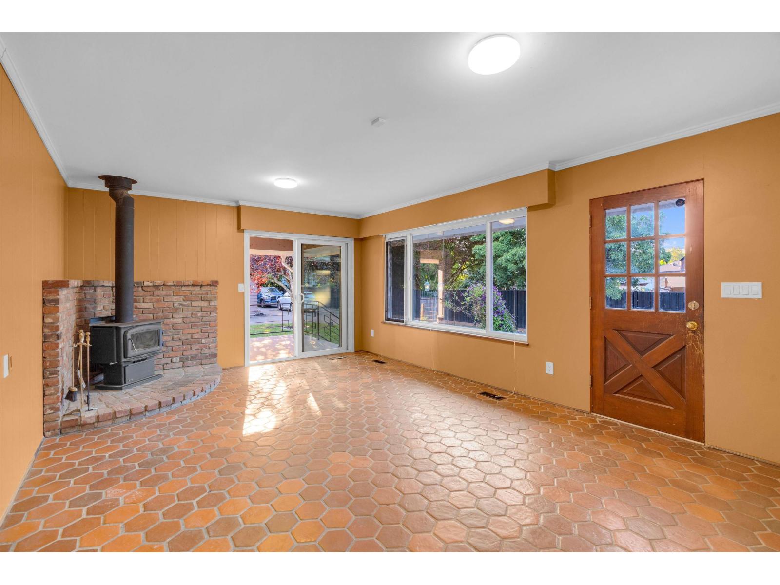 9725 Juniper Street, Chilliwack Proper East, Chilliwack, British Columbia  V2P 5J2 - Photo 18 - R3150916